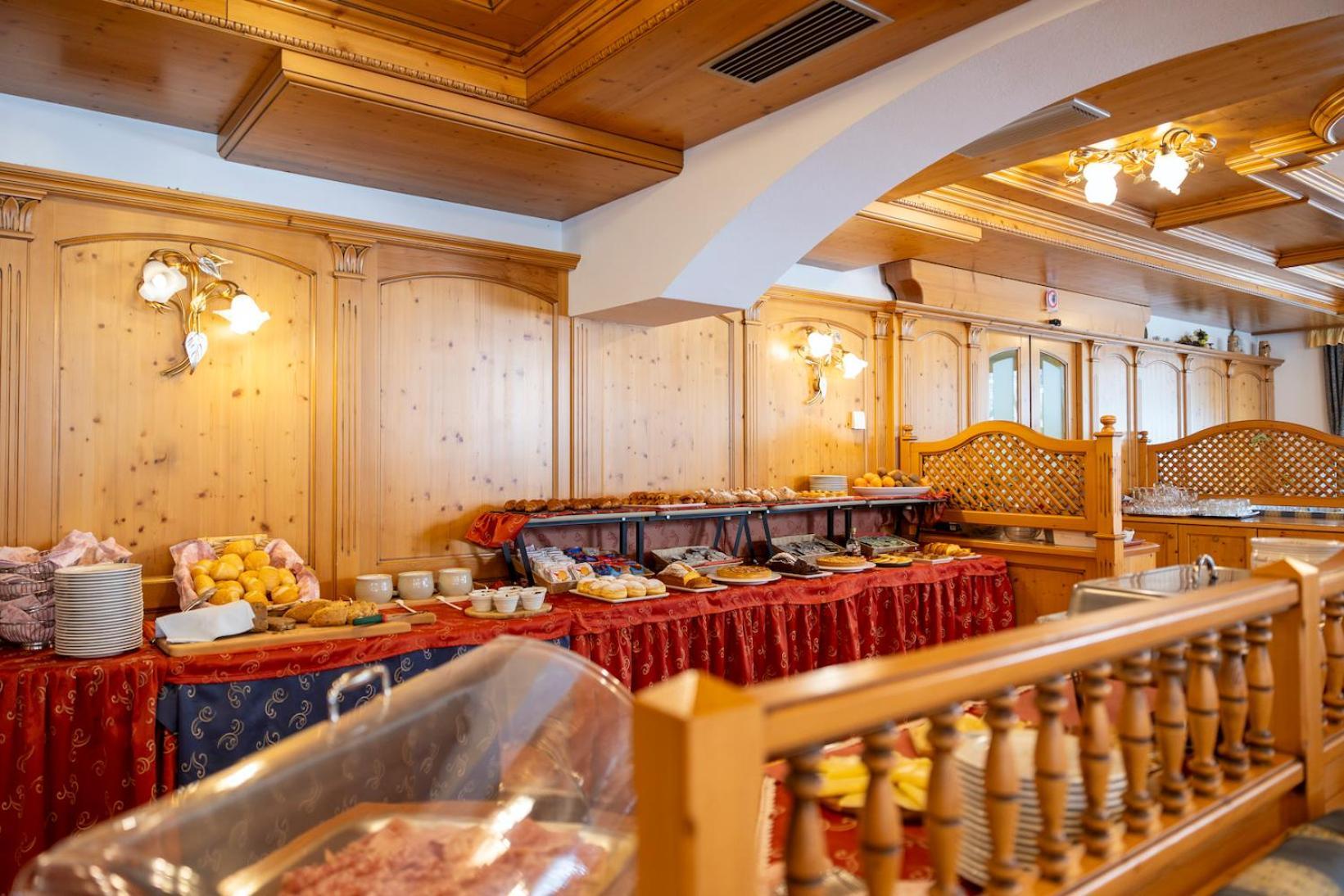 Sport Hotel Cristal Фалкаде Екстериор снимка