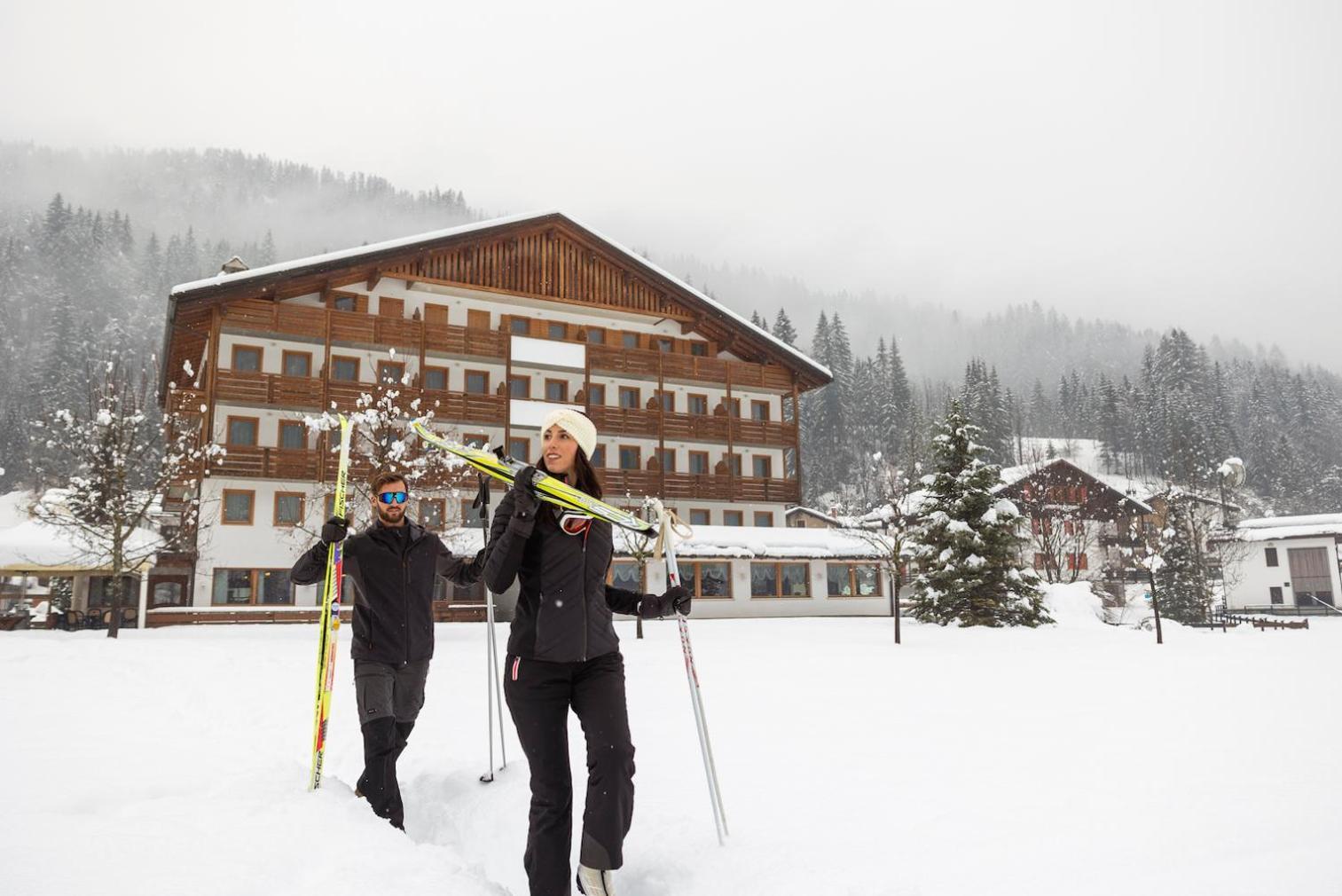 Sport Hotel Cristal Фалкаде Екстериор снимка
